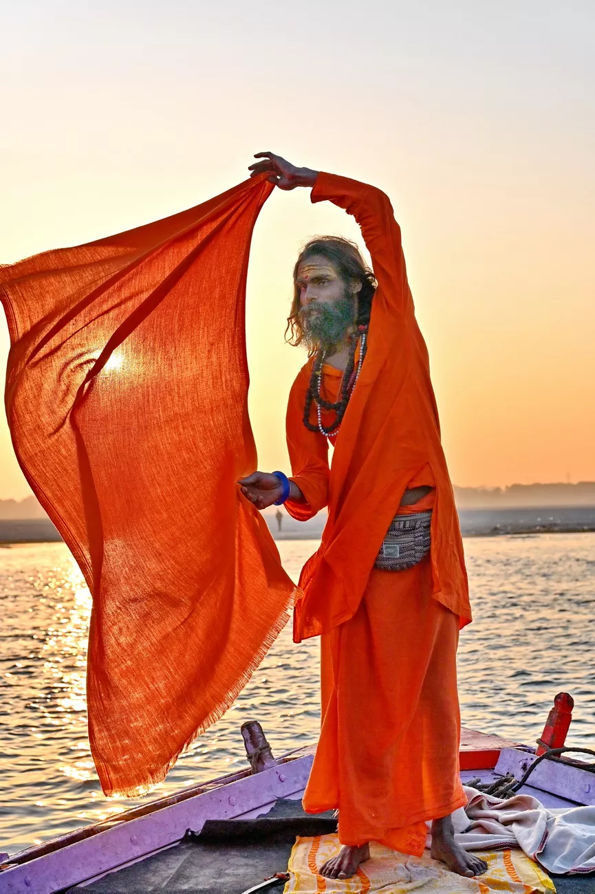 Frühmorgens_auf_dem_Ganges